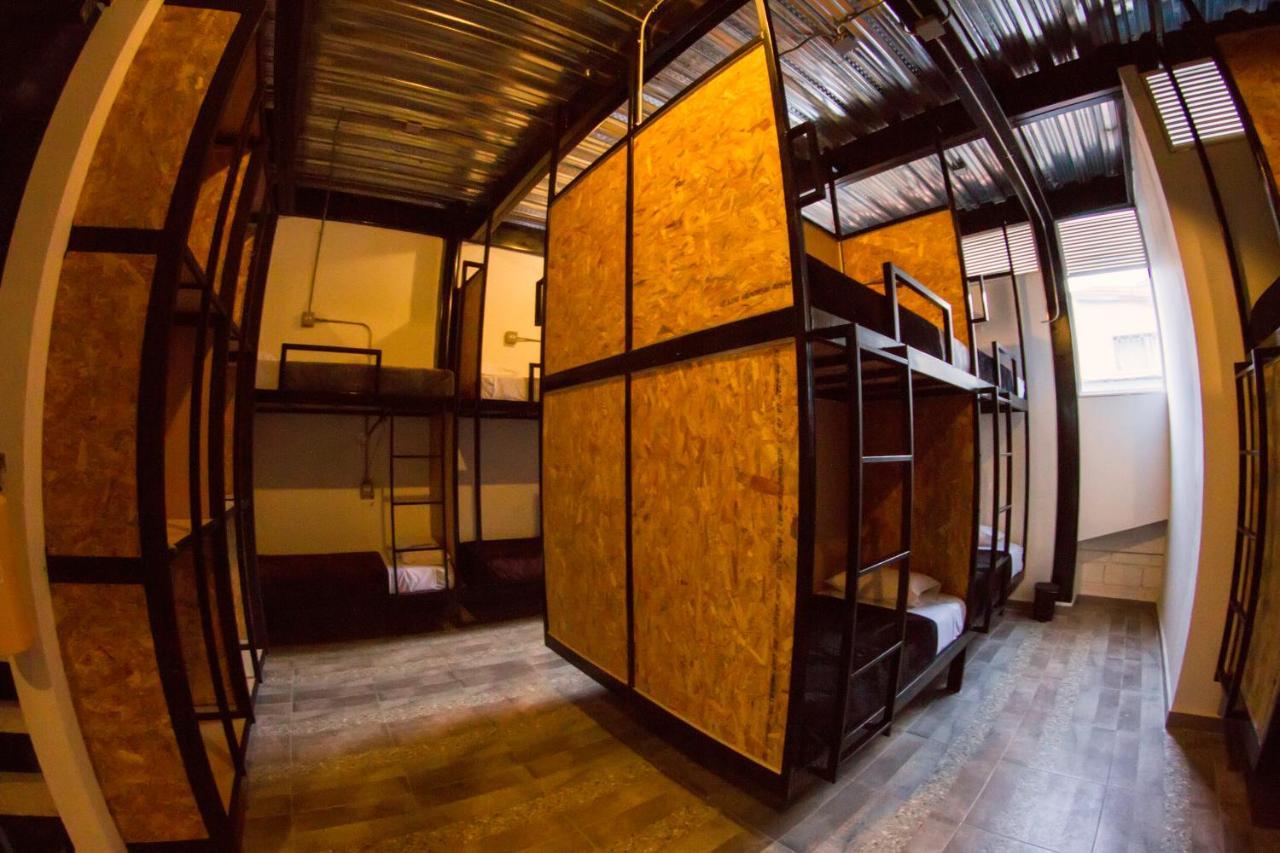 Nativo Hostel Медельїн Екстер'єр фото